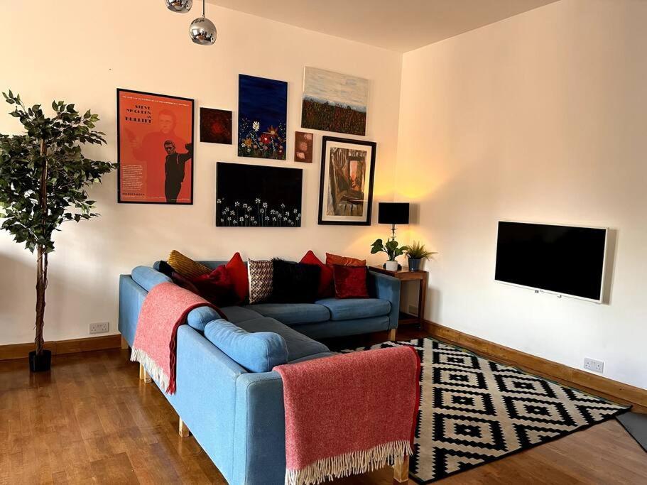 Charming City Townhouse Дъблин Екстериор снимка