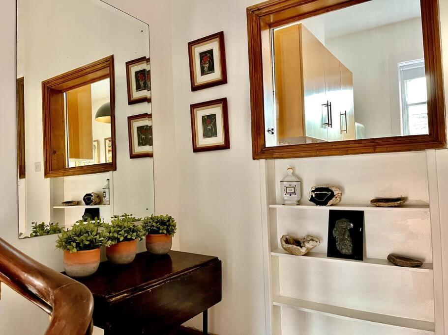 Charming City Townhouse Дъблин Екстериор снимка