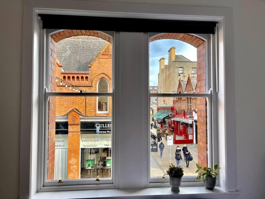 Charming City Townhouse Дъблин Екстериор снимка
