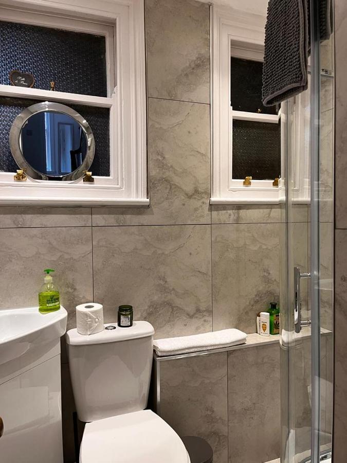 Charming City Townhouse Дъблин Екстериор снимка